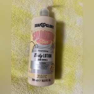 Soap & Glory Smoothie Star Body Lotion - Cream and Pink